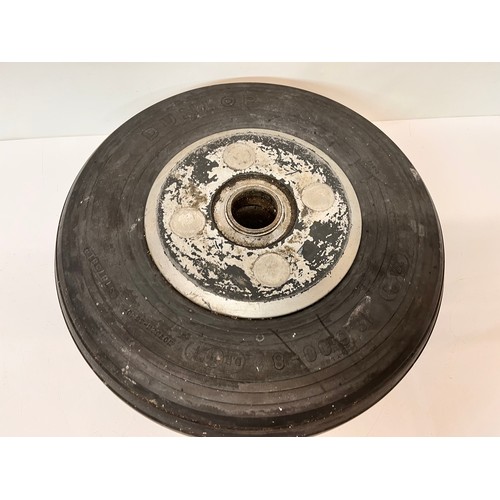 155 - Pair of 19 inch vintage aircraft wheels with Dunlop tyres

This lot is available for internal shippi... 