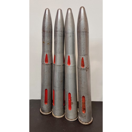 160 - Militaria, bofors gun training rounds, 4 18 inch long rounds secured in storage clip.

This lot is a... 