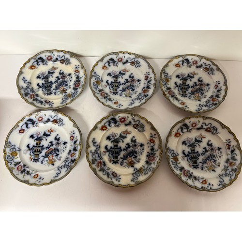 308 - Six William Ridgeway stoneware dinner plates marked for 2731 pattern

This lot is available for in-h... 