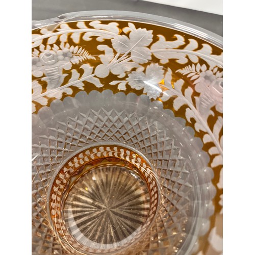 20 - Decorative glass two colour glass bowl with etched and wheel cut designs, 18cm in diameter, 12.5 cm ... 