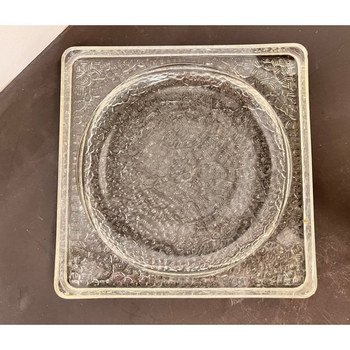 30 - Mid century art glass designer storage tray 20cm square.

This lot is available for in-house shippin... 