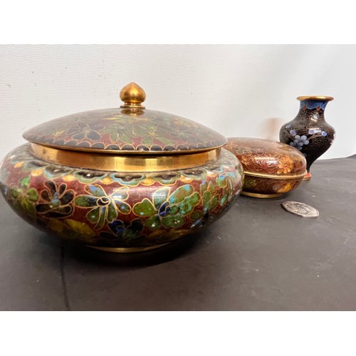 60 - Cloisonee vase and two Cloisonee lidded pots.

This lot is available for in-house shipping