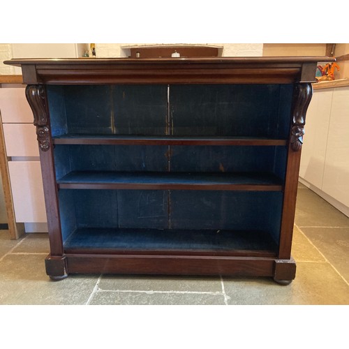 369 - Georgian mahogany bookcase with carved decoration and original fabric lining panels.

This lot is co... 