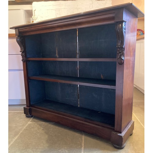 369 - Georgian mahogany bookcase with carved decoration and original fabric lining panels.

This lot is co... 