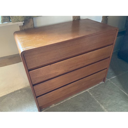 370 - Danish mid century teak designer furniture, 4 drawer chest by Vine Mobelfabrik.

This lot is collect... 