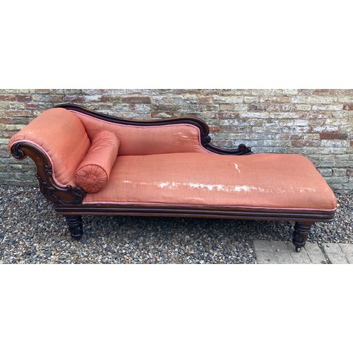 372 - English furniture, a large Victorian chaise lounge with a Rosewood frame.

This lot is collection on... 