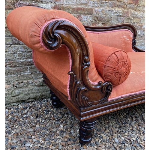 372 - English furniture, a large Victorian chaise lounge with a Rosewood frame.

This lot is collection on... 