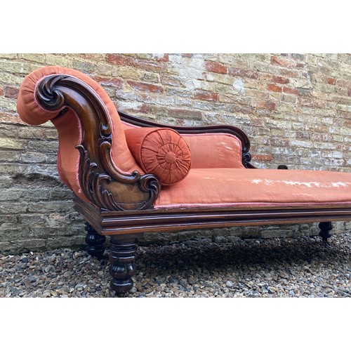 372 - English furniture, a large Victorian chaise lounge with a Rosewood frame.

This lot is collection on... 