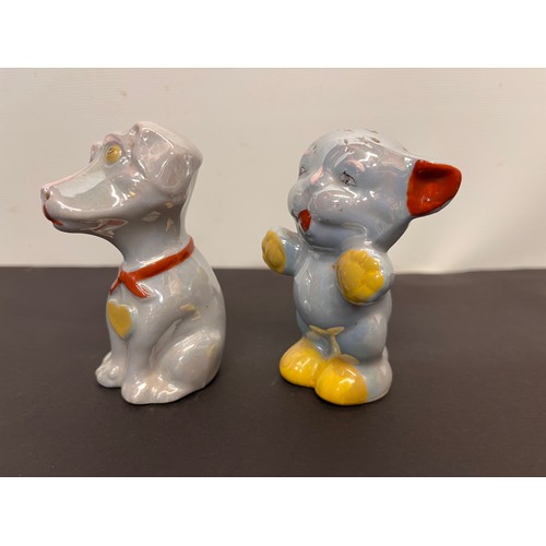 417 - C20th Kitsch, a pre war Japanese cruet set in the form of cartoon dog Bonzo and friend.

In house sh... 