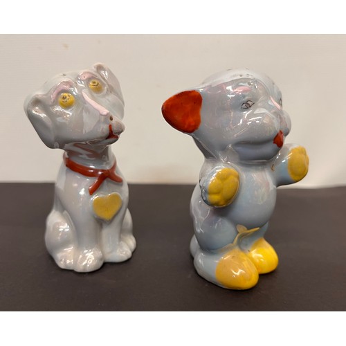 417 - C20th Kitsch, a pre war Japanese cruet set in the form of cartoon dog Bonzo and friend.

In house sh... 