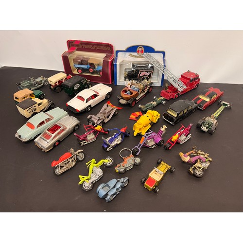 428 - Die cast model cars and motorcycles, 007 Aston, Chitty, Chitty, Bang, Bang, etc, Matchbox Dinky Corg... 