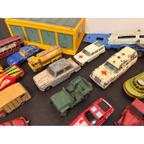 429 - Die cast model cars and motorcycles, Military Cannons, Transporter, Garages , etc, Matchbox Dinky Co... 