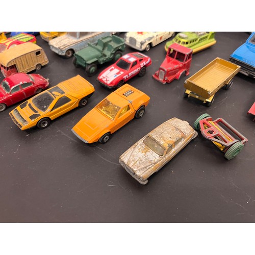 429 - Die cast model cars and motorcycles, Military Cannons, Transporter, Garages , etc, Matchbox Dinky Co... 