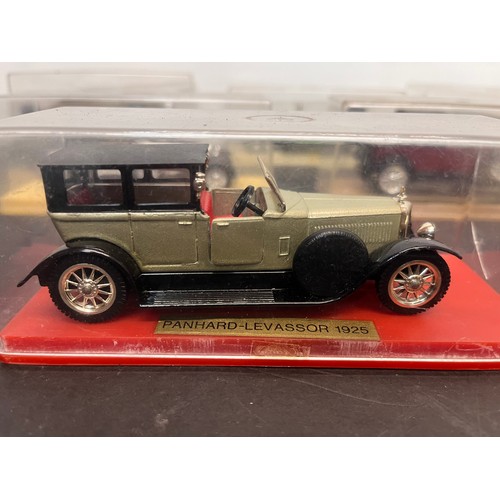 433 - Collection of nine Solido die car vintage cars in display boxes. Rolls Royce, Mercedes, Packard, Ren... 