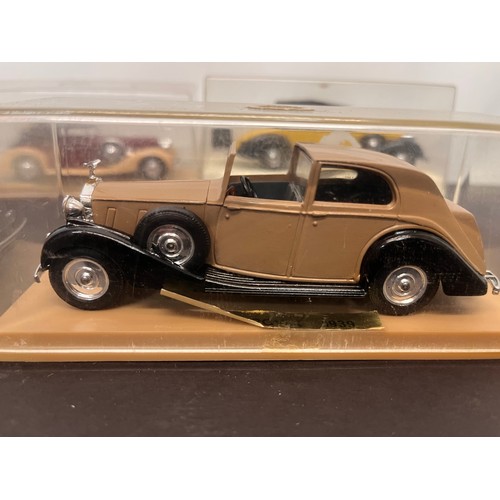 433 - Collection of nine Solido die car vintage cars in display boxes. Rolls Royce, Mercedes, Packard, Ren... 