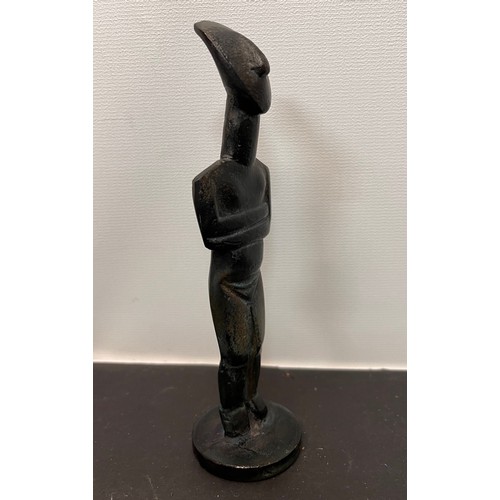 366 - Mid century sculpture, cast bronze of a standing figure with his arms folded. 14.5 cm high

This lot... 