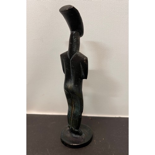 366 - Mid century sculpture, cast bronze of a standing figure with his arms folded. 14.5 cm high

This lot... 