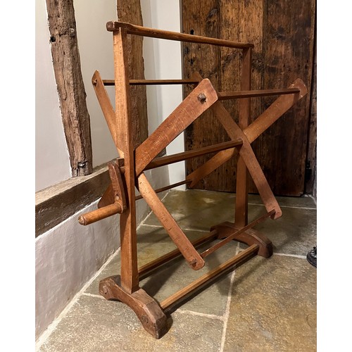 199 - Industrial wooden furniture, a wool or flax winder.

This lot is collection only