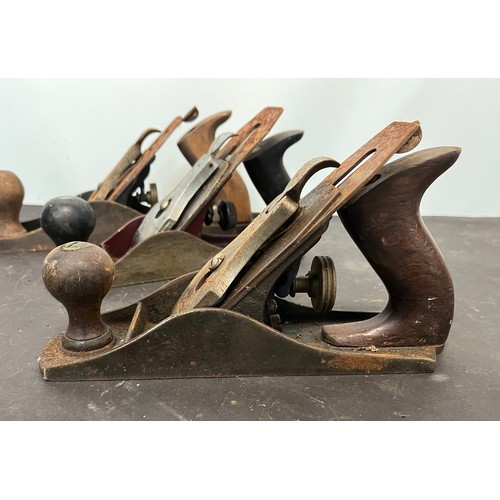 176 - Wood working tools, four carpenters planes, Milbro, Record etc.            23

This lot is available... 