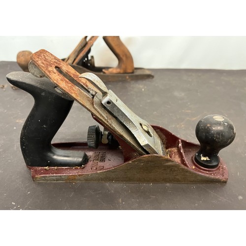 176 - Wood working tools, four carpenters planes, Milbro, Record etc.            23

This lot is available... 