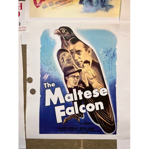 340 - Film posters, six quality prints of iconic movie posters, Gone With the Wind Casablanca, La Dolce Vi... 