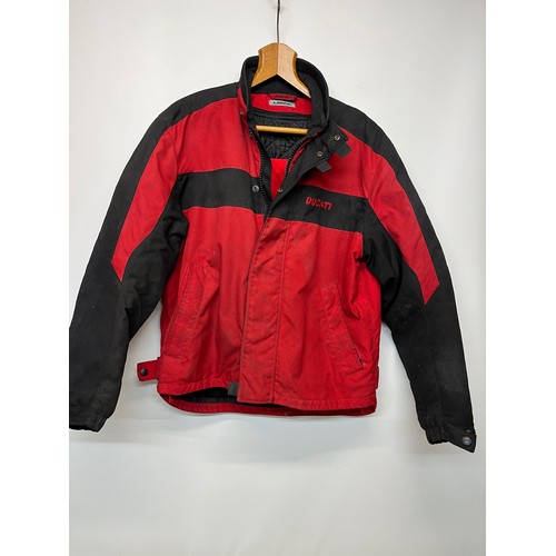 99 - Vintage clothing, a Ducati brand motorcycle jacket size L.

This lot is available for in-house shipp... 