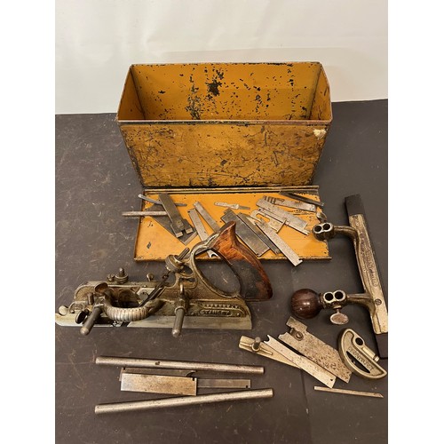 151 - Tools, collection of wood working tools, Stanley rebate plane and parts in it’s original tin box.

T... 