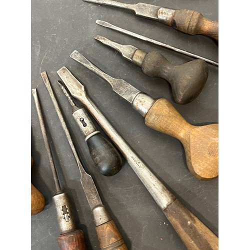 157 - Tools, collection of wood working tools, collection of screwdrivers

This lot is available for in-ho... 