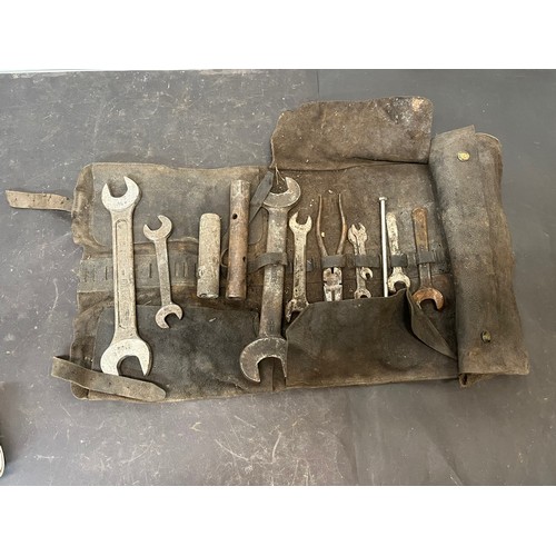 158 - Tools, collection of tools, large hide tool roll fifteen inches wide of engineering spanners..

This... 