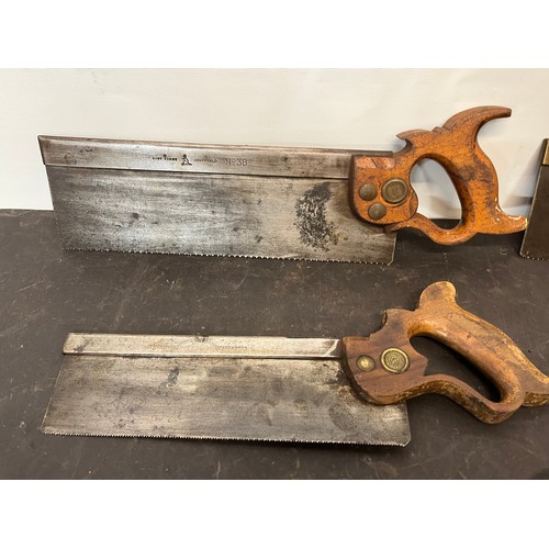 159 - Tools, collection of wood working tools, carpenters saws 11 in all.

This lot is available for in-ho... 