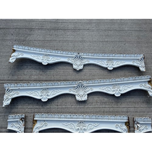 190 - Architectural salvage three large sections of decorative coving sections. alrgest is 78 inches long
... 