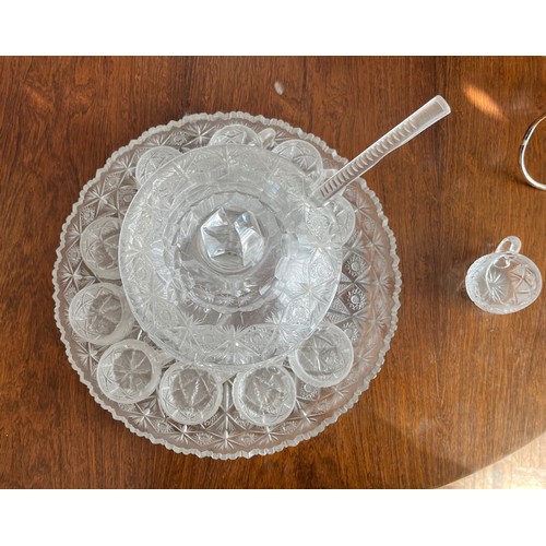 238 - Moulded glass punch bowl and glasses set a/f.

This lot is collection only