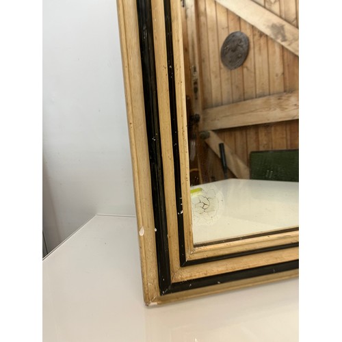 396 - Wall mirror with painted frame 68cm x 52cm

This lot is collection only.