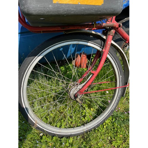 4 - Vintage Pashley GPO bicycle, a post office delivery bike.

This lot is collection only