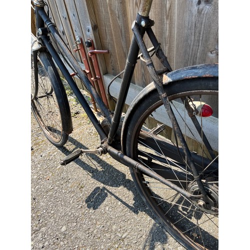 5 - Pre war ladies Rudge bicycle great WWII re-enactment prop.

This lot is collection only