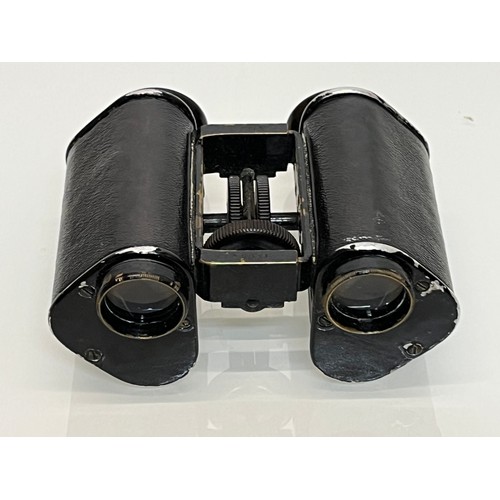 22 - Goerz Berlin Binoculars a pair of x 6 field glasses.

This lot is available for in-house shipping