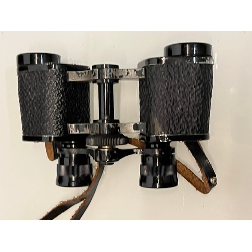 25 - Militaria, binoculars, a cased pair of Delaine Excella 8 X 26 field glasses

This lot is available f... 