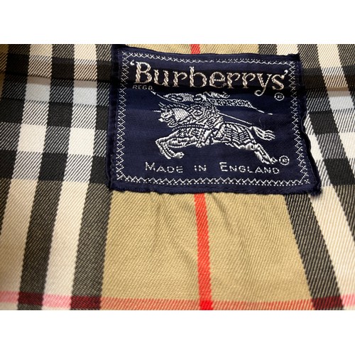 26 - 1960’s vintage Burberrys of London coat Ladies, size 12.

This lot is available for in-house shippin... 