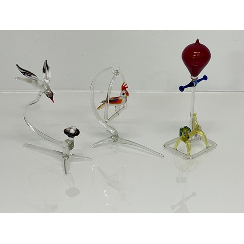 30 - Murano glass mid century coloured glass figurines, a Seagull and nest, a parrot on a swing perch and... 