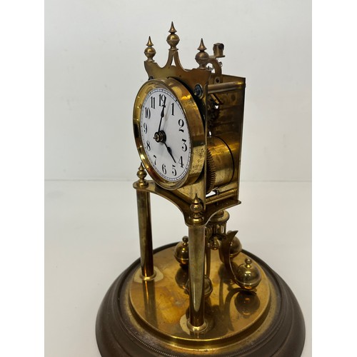 103 - Dome cased mantle clock, 12 inches high.

This lot is available for in-house shipping