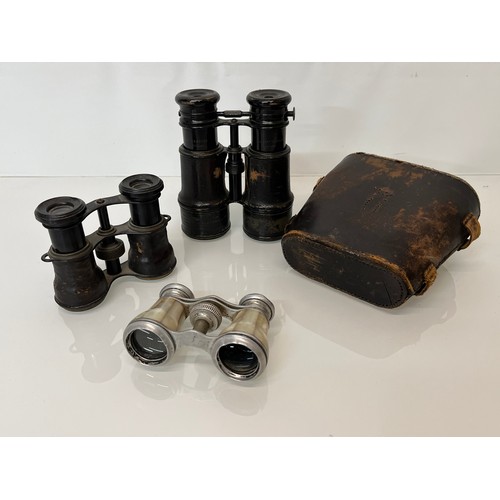 524 - Binoculars, field glasses and opera glasses.

This lot is available for in-house shipping