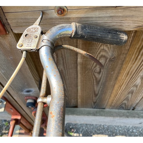 280 - Pre war ladies Rudge bicycle great WWII re-enactment prop.

This lot is collection only