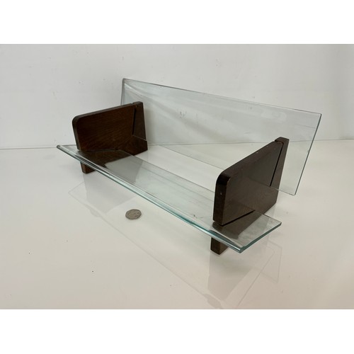 217 - Mid C 20th designer book stand, 45 cm x 21 cm  x 17 cm high.

This lot is available for in-house shi... 