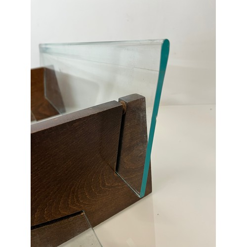 217 - Mid C 20th designer book stand, 45 cm x 21 cm  x 17 cm high.

This lot is available for in-house shi... 