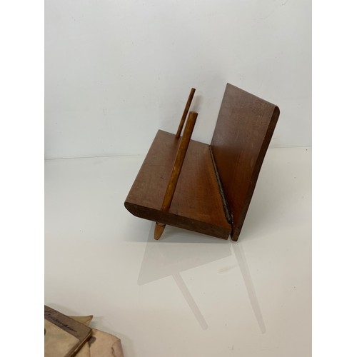 218 - Mid Century wooden folding book stand, 45 cm x 17 cm x 20 cm high.

This lot is available for in-hou... 