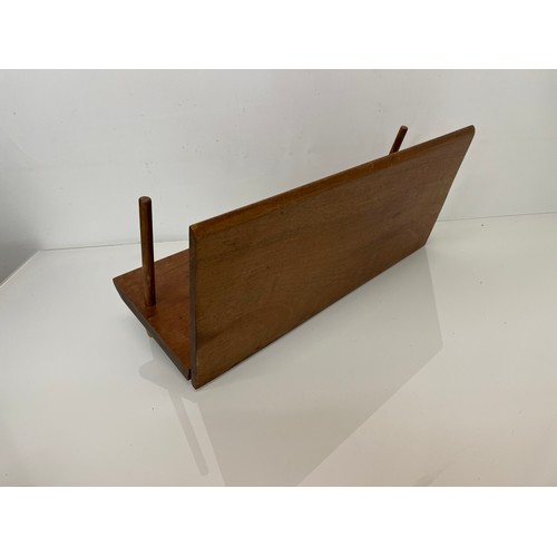 218 - Mid Century wooden folding book stand, 45 cm x 17 cm x 20 cm high.

This lot is available for in-hou... 