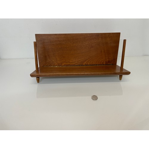 218 - Mid Century wooden folding book stand, 45 cm x 17 cm x 20 cm high.

This lot is available for in-hou... 