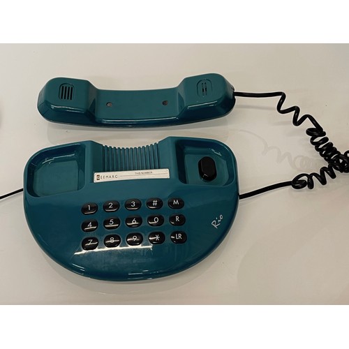 220 - Vintage trim phone telephone set in a teal blue.

This lot is available for in-house shipping