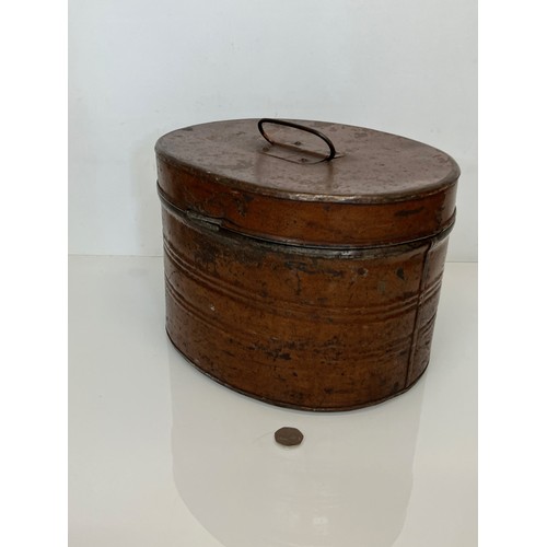 213 - Enamelled steel hat tin,  33 cm x  27 cm x 23 cm high.

This lot is available for in-house shipping