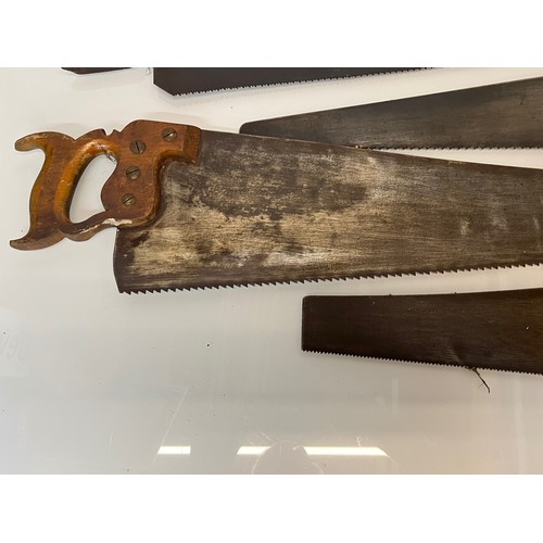 189 - A collection of eight woodworking saws, from a large collection of wood working and other tools.    ... 